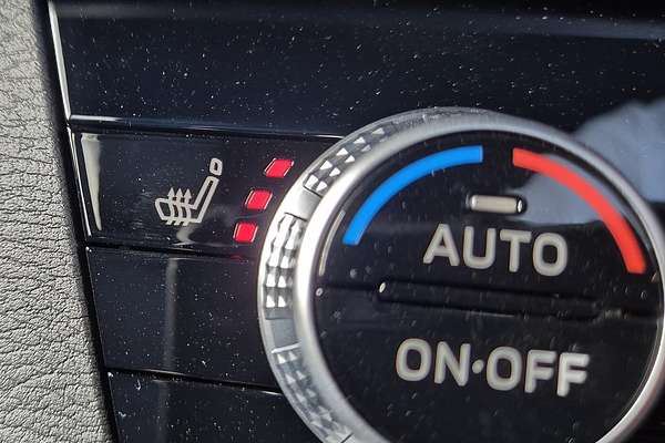 2025 Mitsubishi Outlander Black Edition ZM