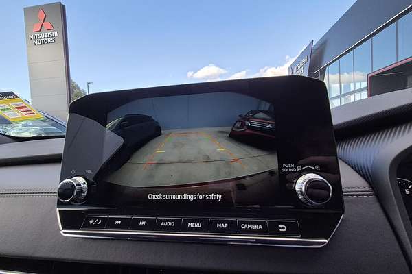 2025 Mitsubishi Outlander Black Edition ZM