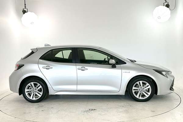 2022 Toyota Corolla Ascent Sport Hybrid ZWE211R