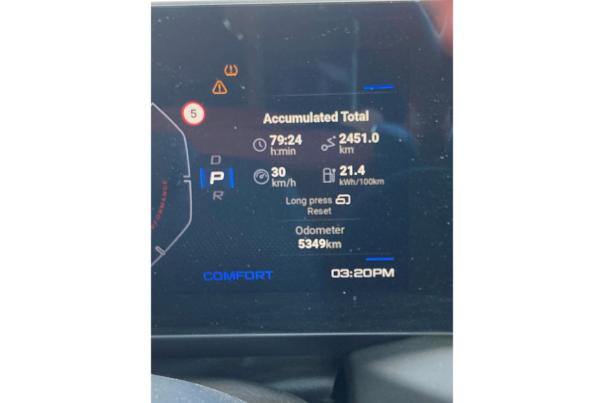 2024 MG Cyberster (No Badge) EC32