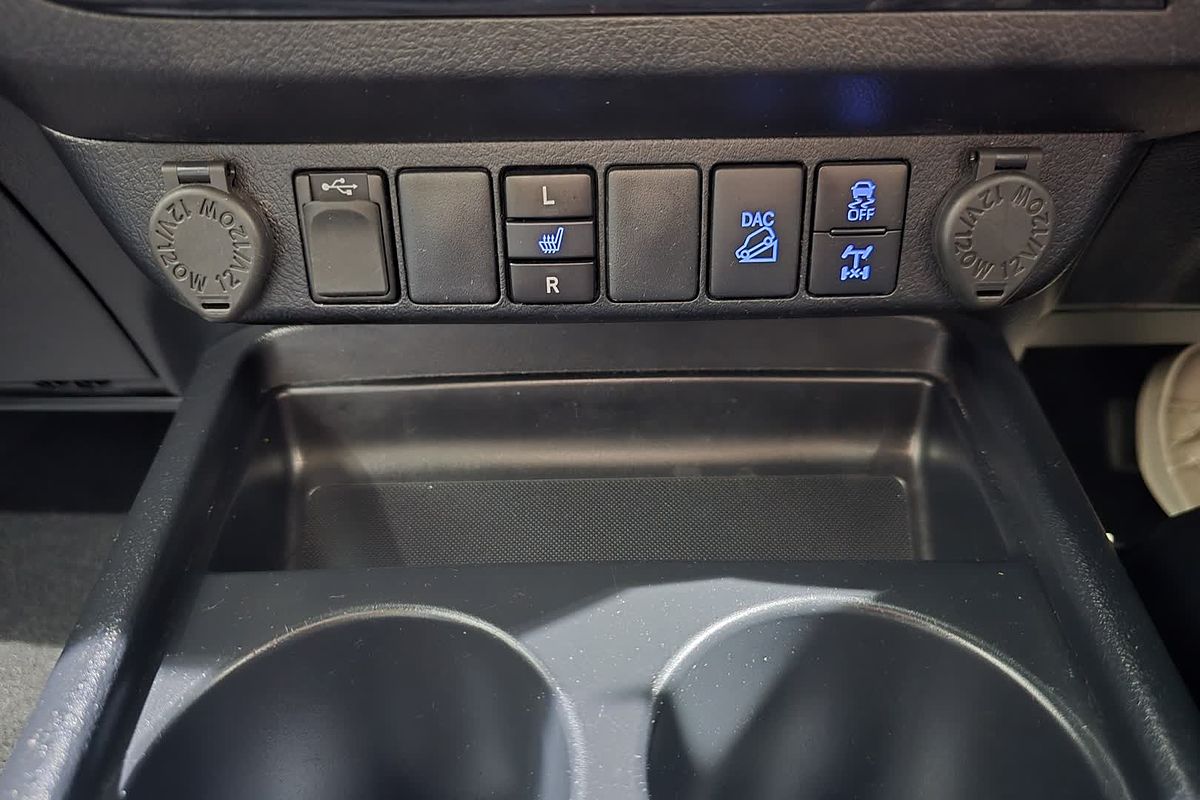 2020 Toyota Hilux Rogue GUN126R 4X4