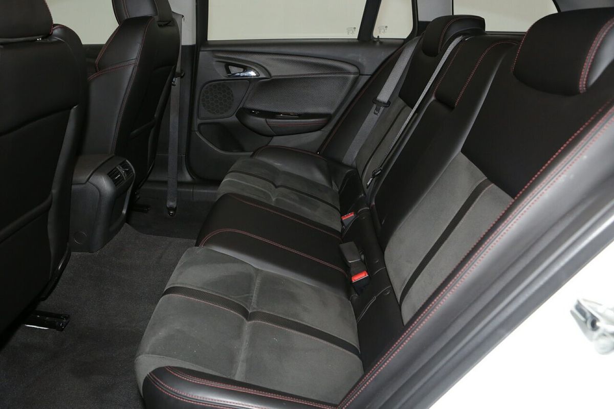 2016 Holden Commodore SV6 Black VF Series II