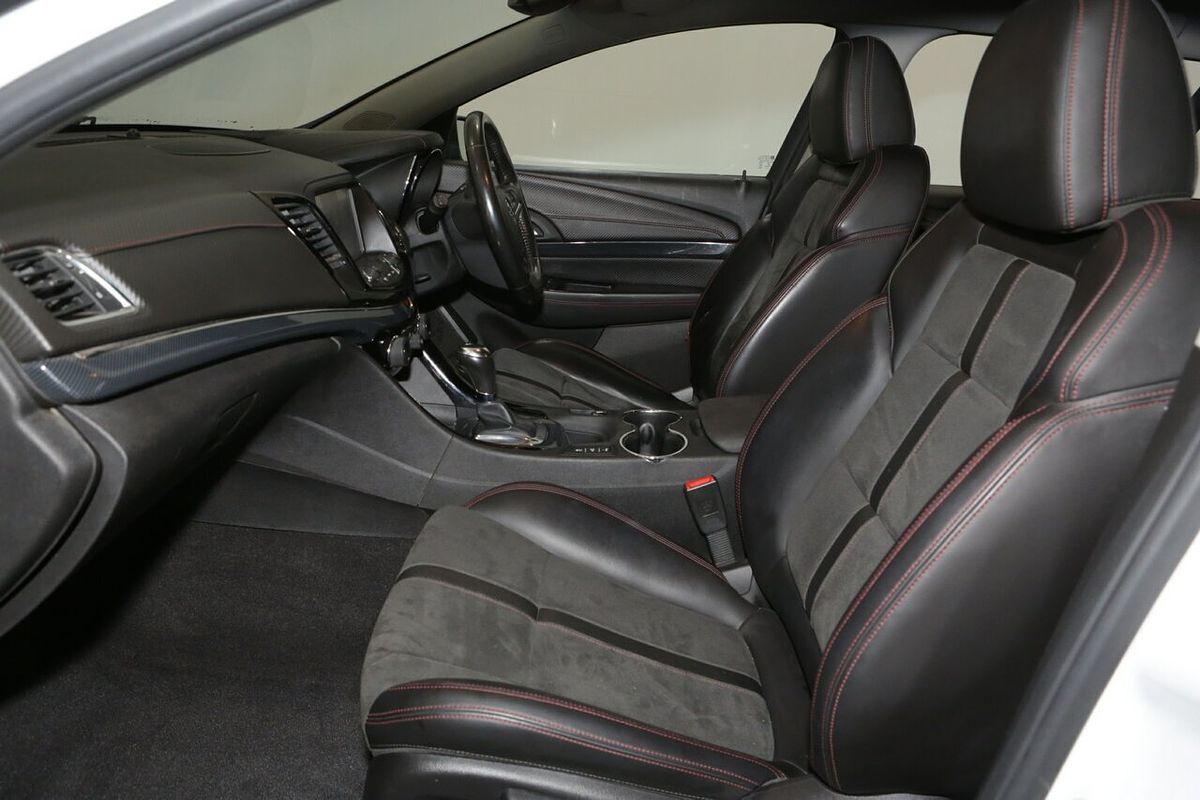2016 Holden Commodore SV6 Black VF Series II