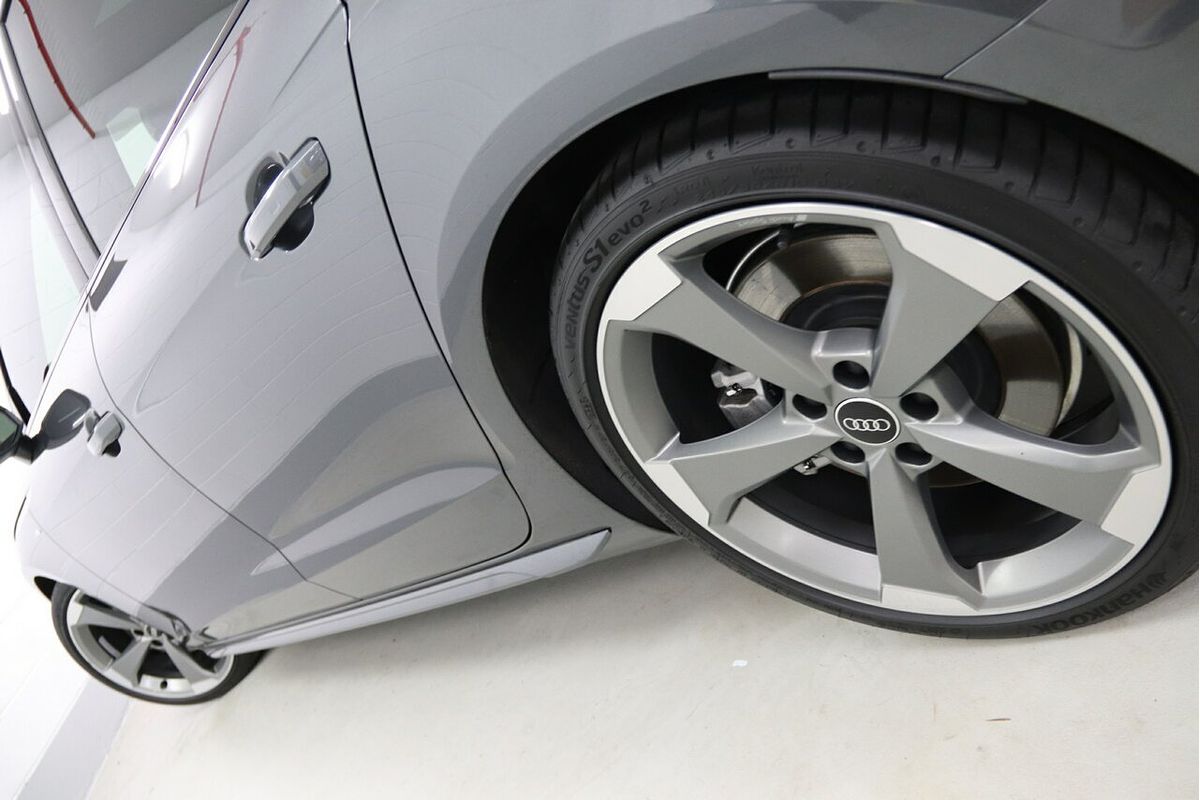 2023 Audi A4 45 TFSI S line B9