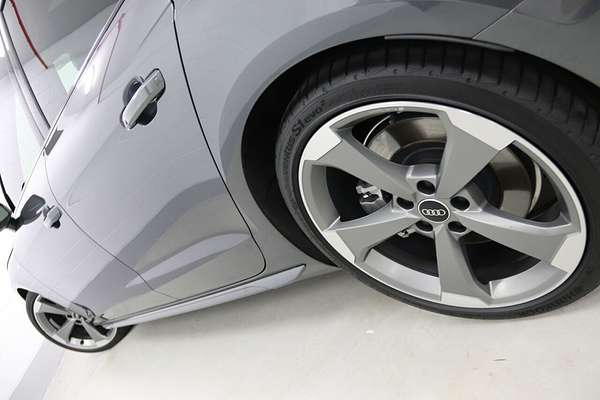 2023 Audi A4 45 TFSI S line B9