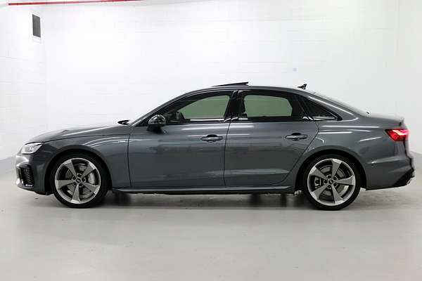 2023 Audi A4 45 TFSI S line B9