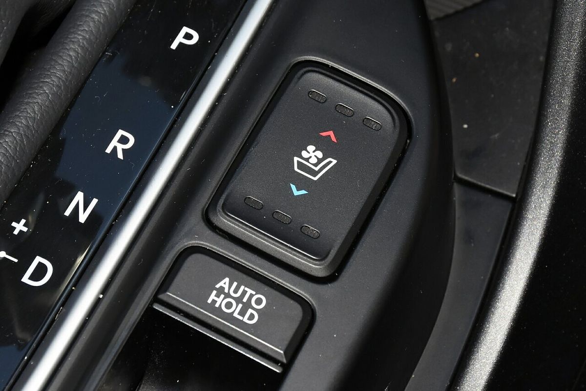 2016 Hyundai Santa Fe Highlander DM3 Series II