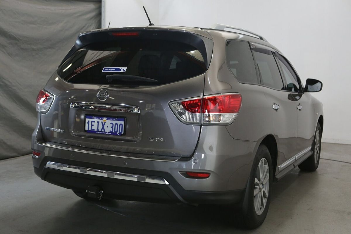 2013 Nissan Pathfinder ST-L R52