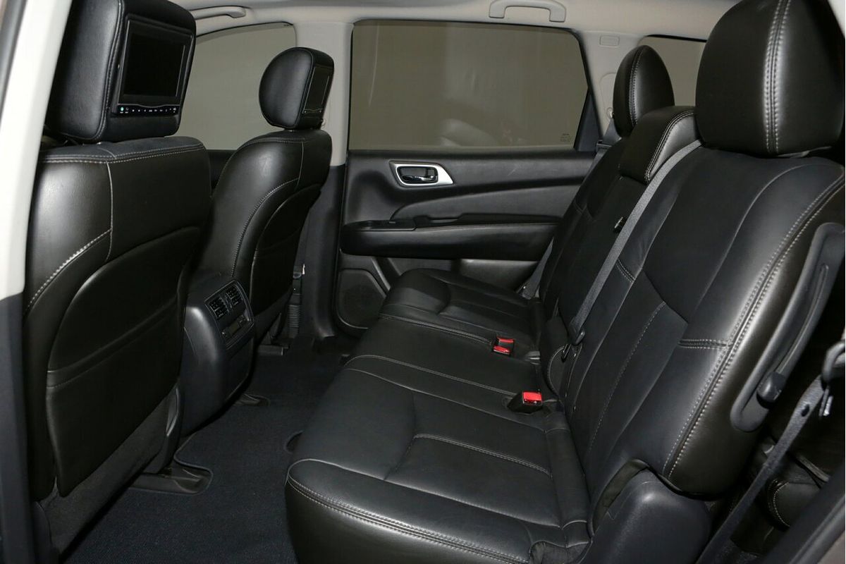 2013 Nissan Pathfinder ST-L R52