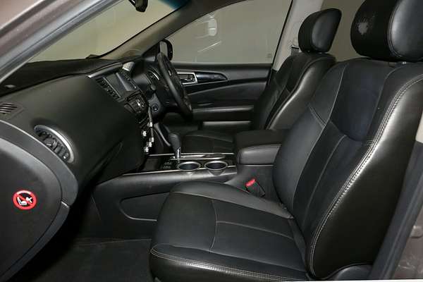 2013 Nissan Pathfinder ST-L R52