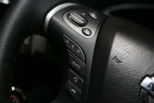 2013 Nissan Pathfinder ST-L R52