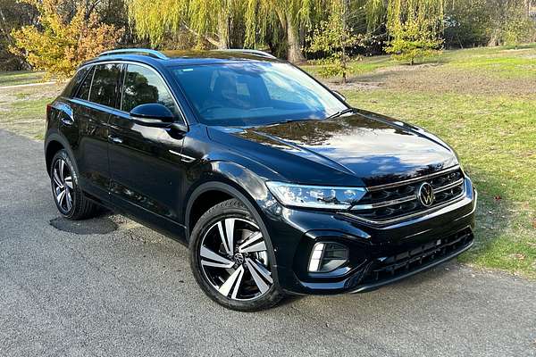2025 Volkswagen T-Roc 140TSI R-Line D11