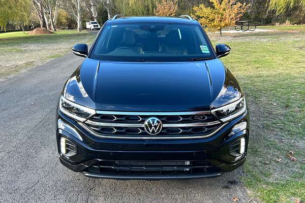 2025 Volkswagen T-Roc 140TSI R-Line D11