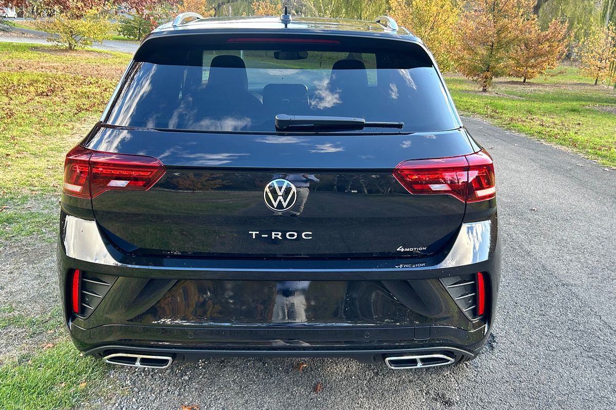 2025 Volkswagen T-Roc 140TSI R-Line D11