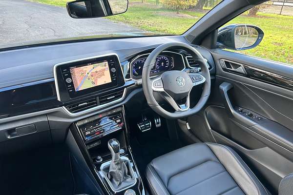 2025 Volkswagen T-Roc 140TSI R-Line D11