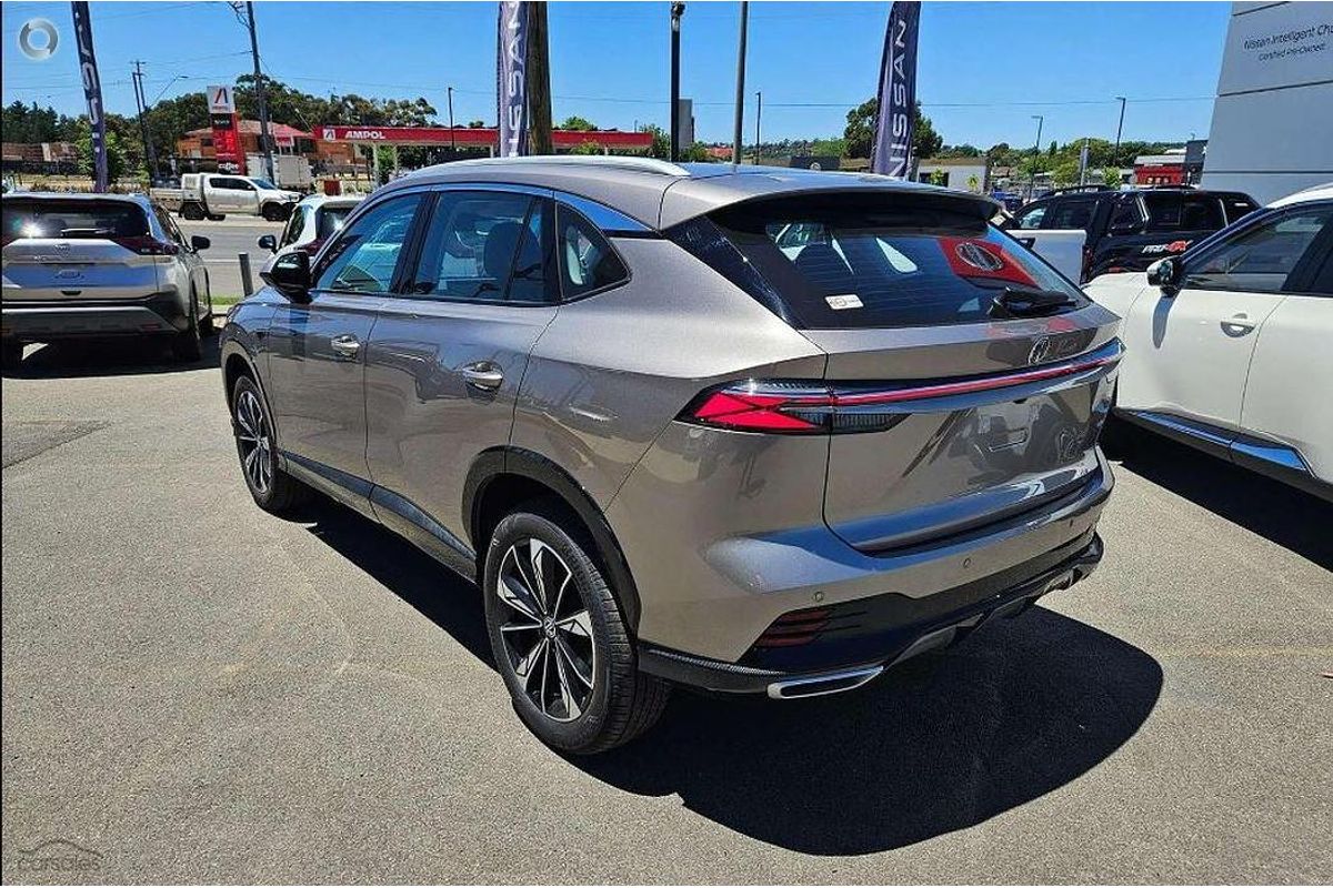 2025 MG HS Excite AS33