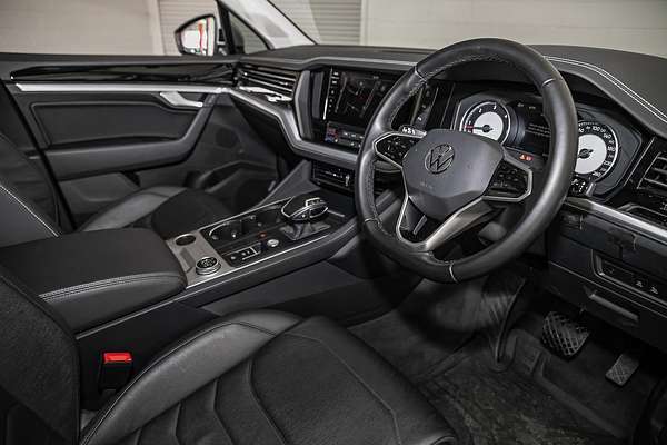 2022 Volkswagen Touareg 170TDI CR