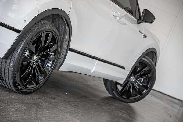 2018 Volkswagen Tiguan Wolfsburg Edition 5N