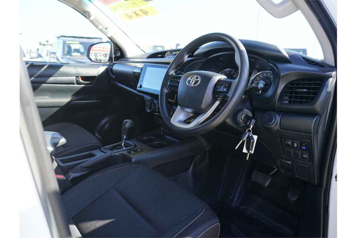 2020 Toyota Hilux SR GUN126R 4X4