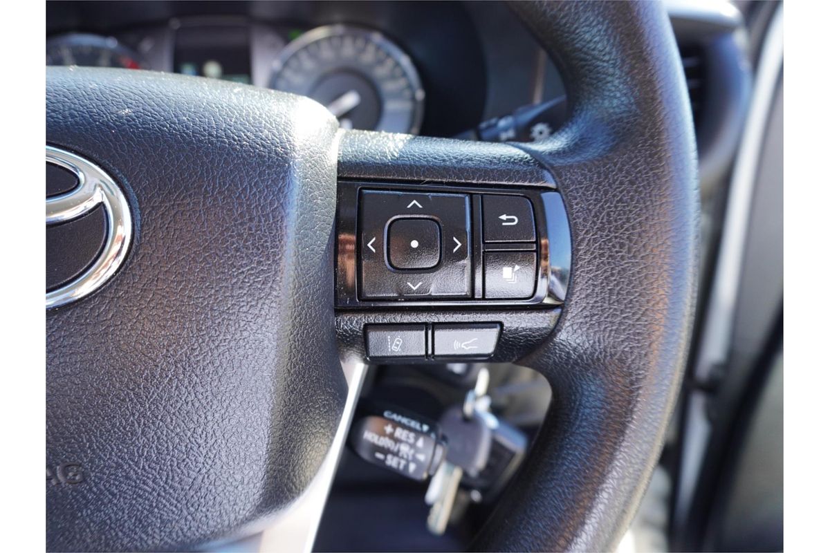 2020 Toyota Hilux SR GUN126R 4X4