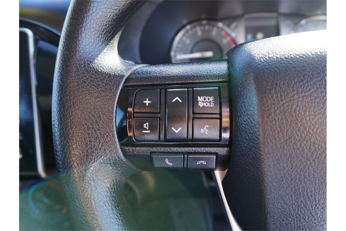 2020 Toyota Hilux SR GUN126R 4X4