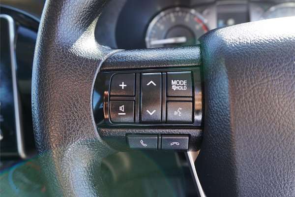 2020 Toyota Hilux SR GUN126R 4X4
