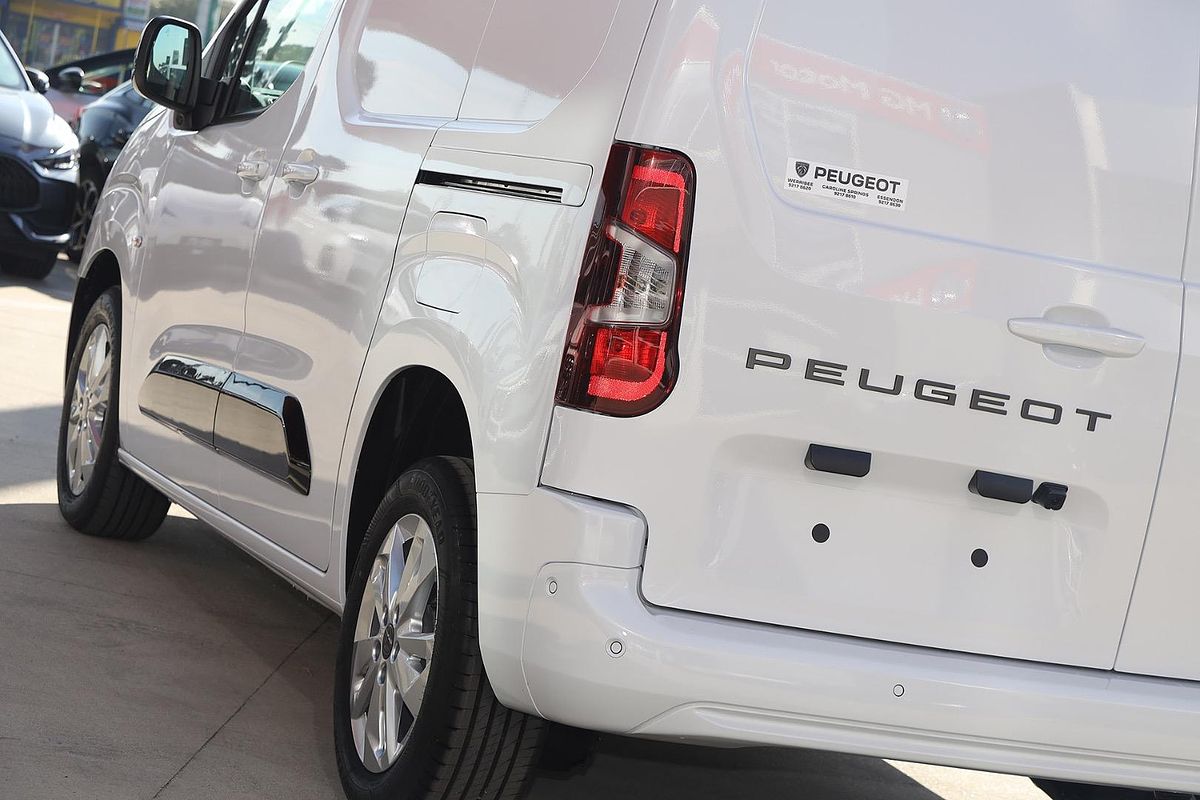 2024 Peugeot Partner Premium K9 SWB