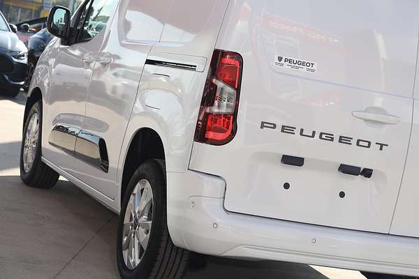 2024 Peugeot Partner Premium K9 SWB