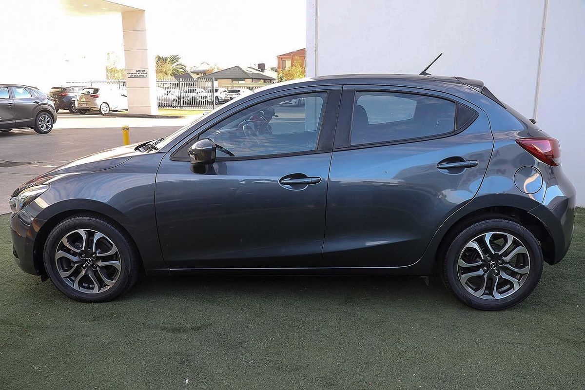 2017 Mazda 2 Genki DJ Series
