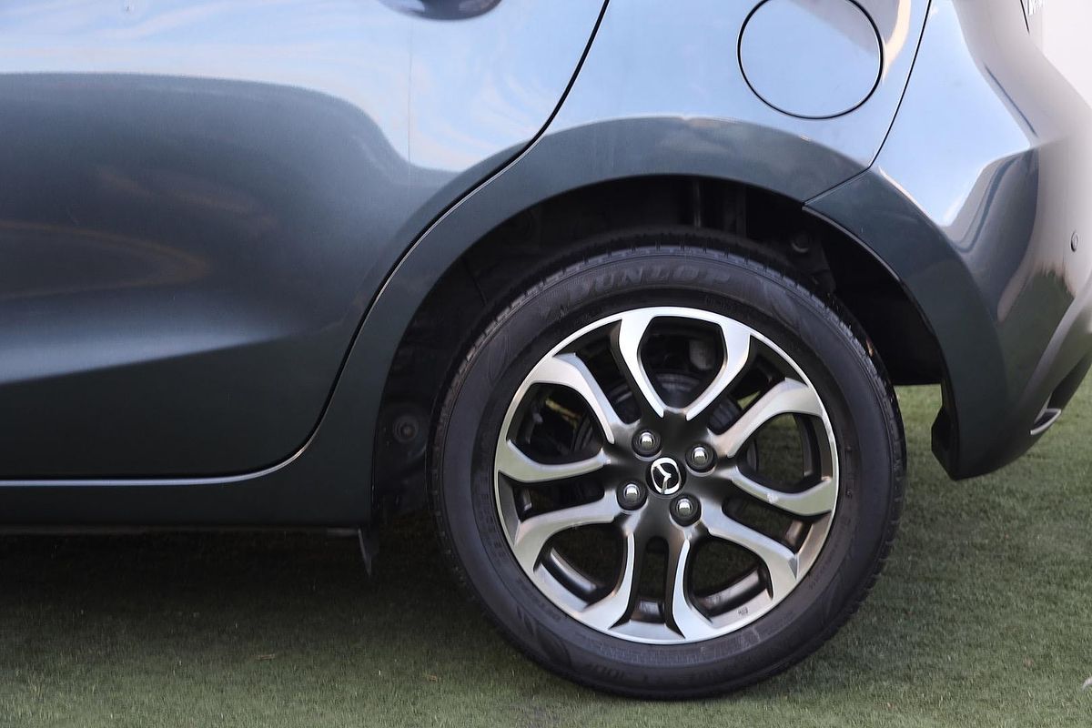 2017 Mazda 2 Genki DJ Series