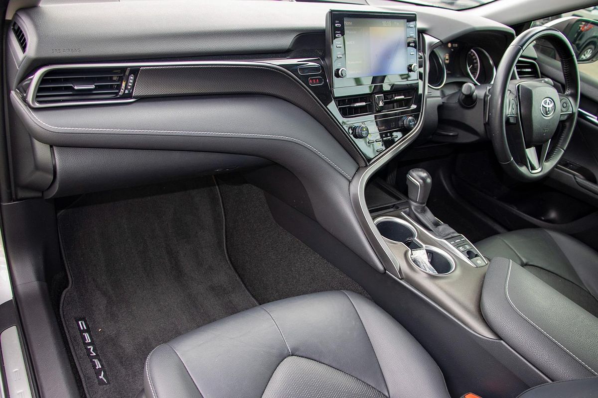 2021 Toyota Camry SX AXVH70R