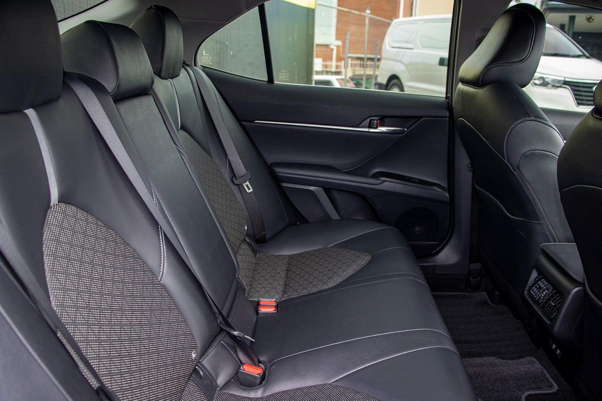 2021 Toyota Camry SX AXVH70R