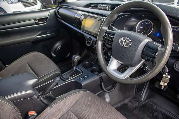 2018 Toyota Hilux SR GUN126R 4X4
