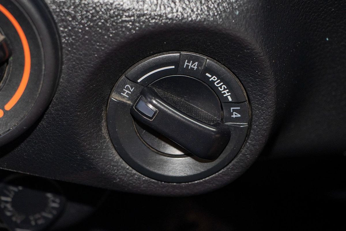 2018 Toyota Hilux SR GUN126R 4X4
