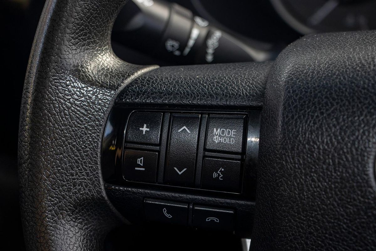 2018 Toyota Hilux SR GUN126R 4X4