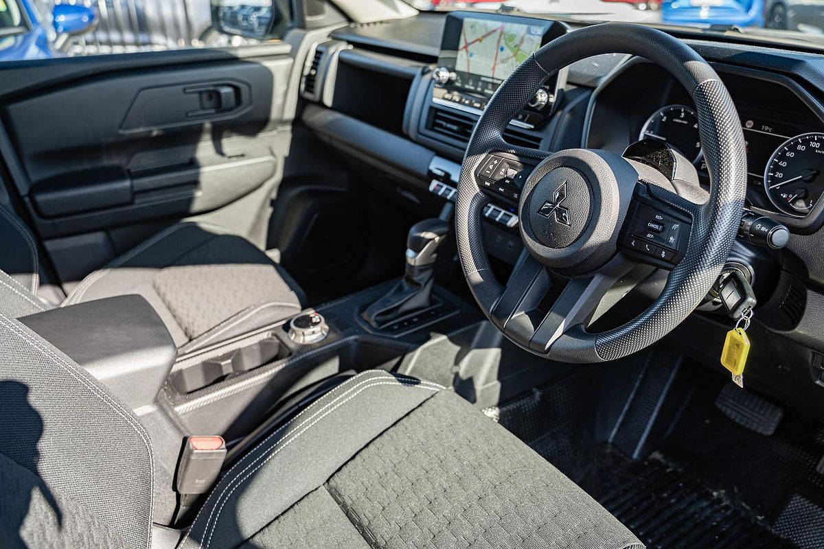 2024 Mitsubishi Triton GLX+ MV 4X4