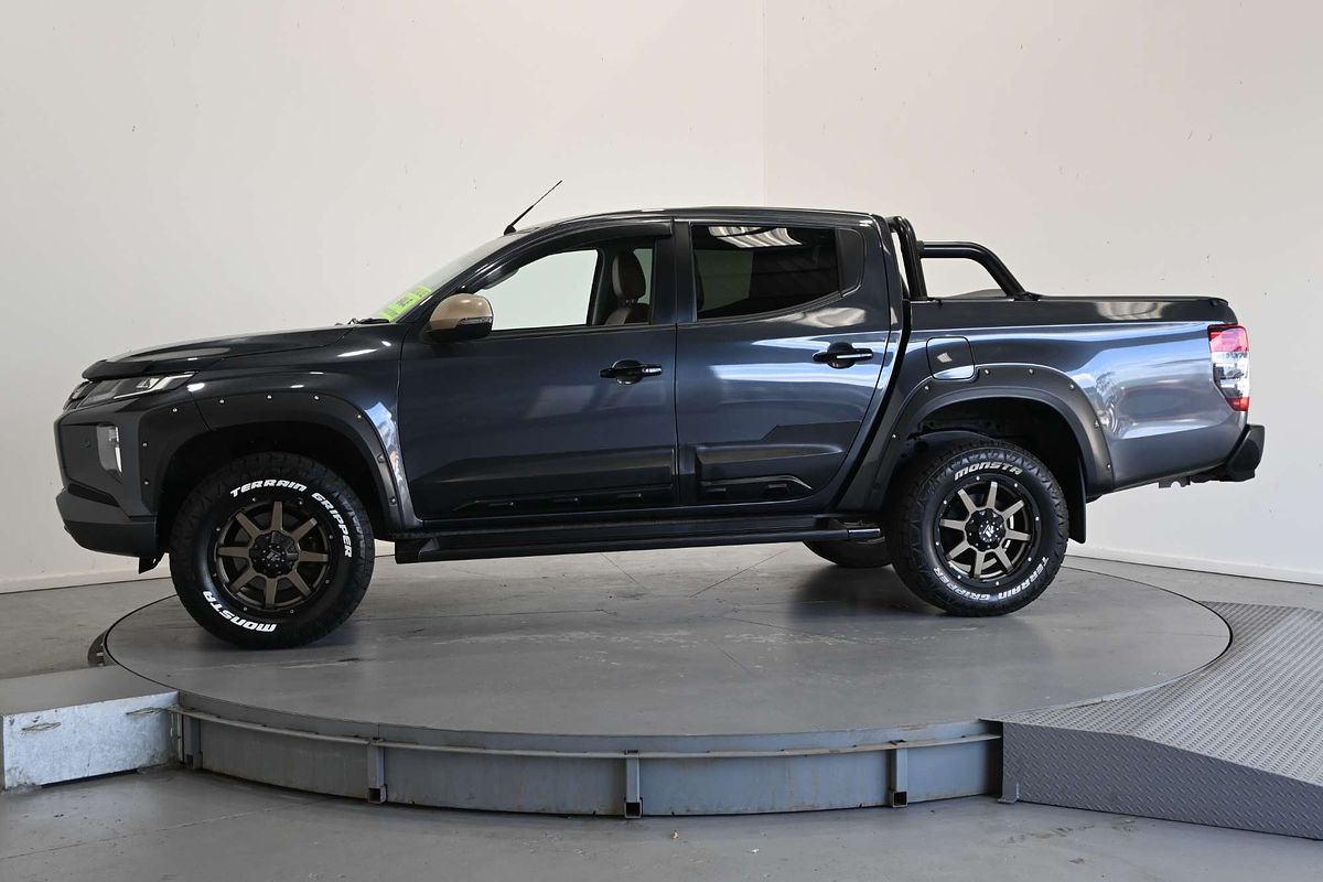 2022 Mitsubishi Triton GSR MR 4X4