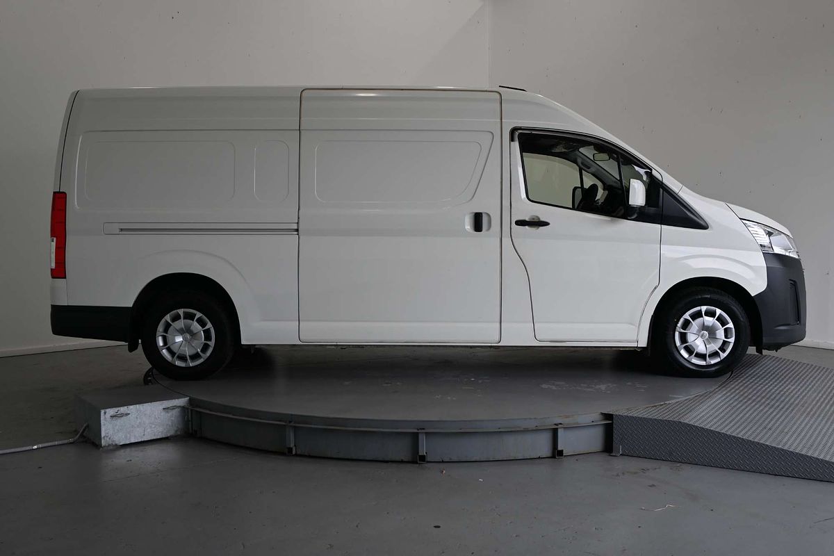 2021 Toyota Hiace GDH320R