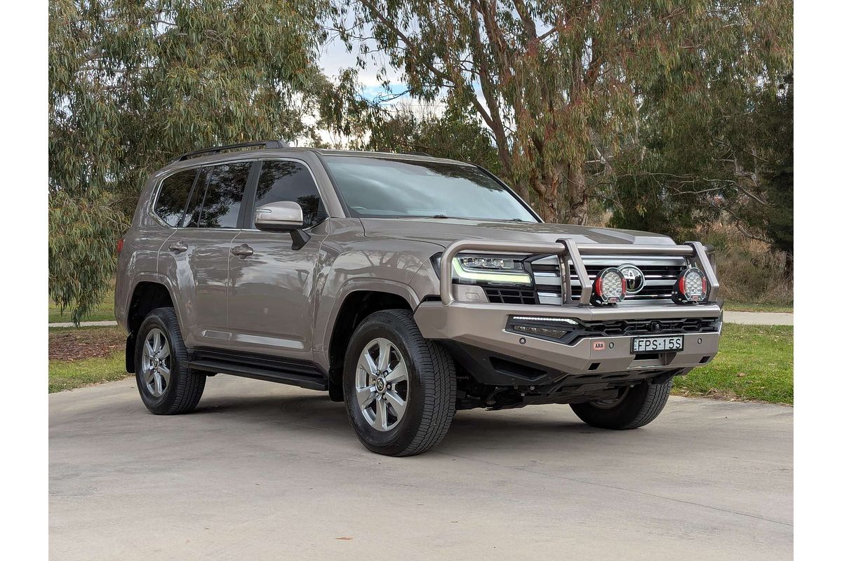2022 Toyota Landcruiser VX FJA300R
