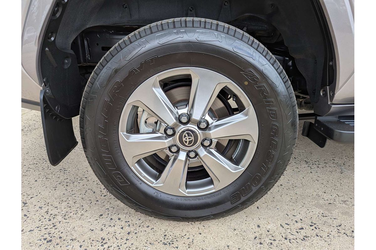 2022 Toyota Landcruiser VX FJA300R