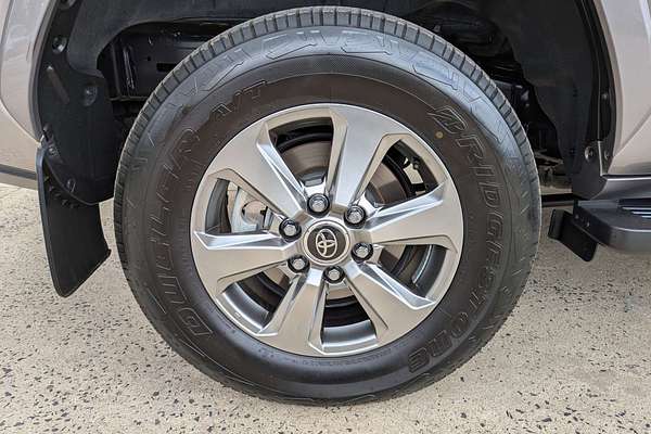 2022 Toyota Landcruiser VX FJA300R