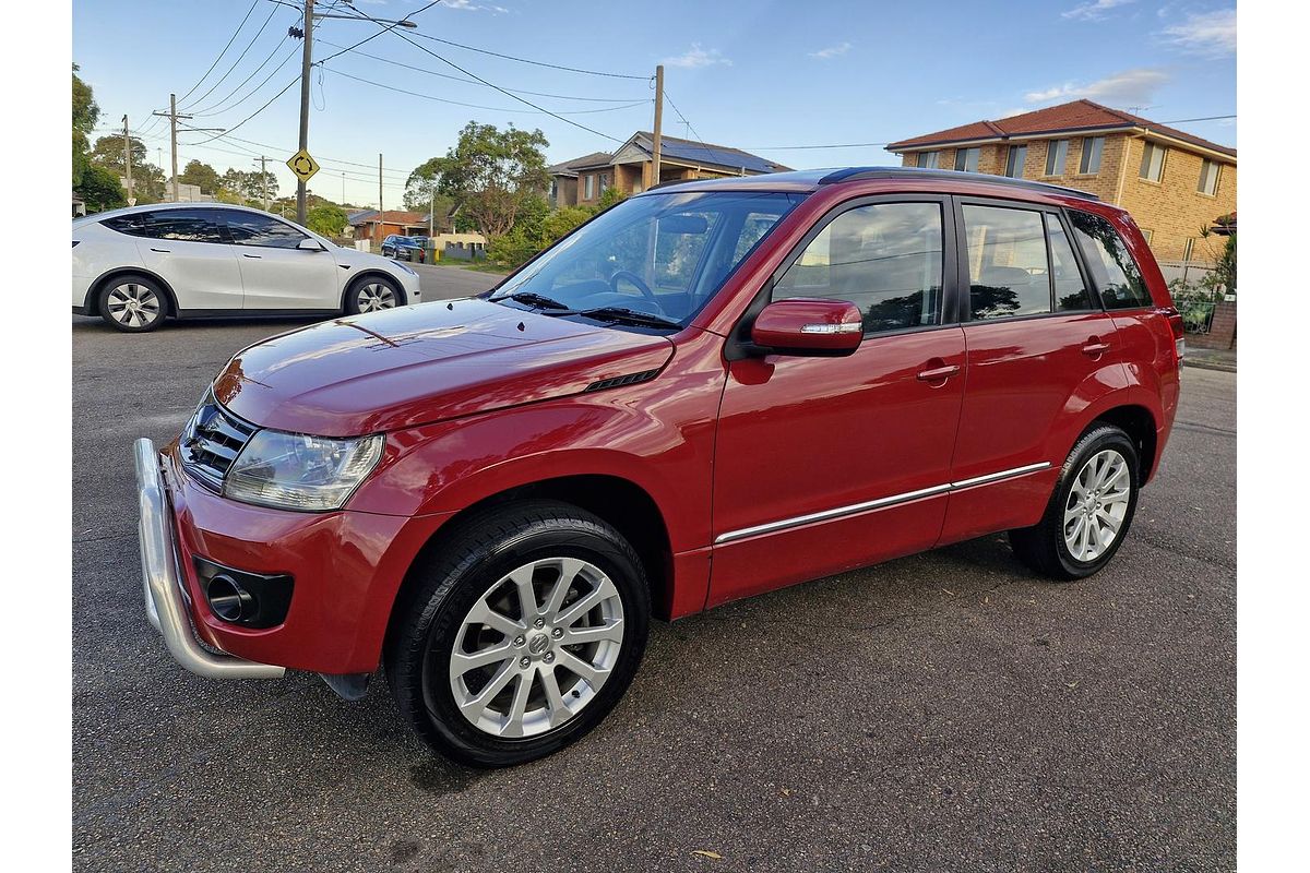2012 Suzuki Grand Vitara Prestige JB