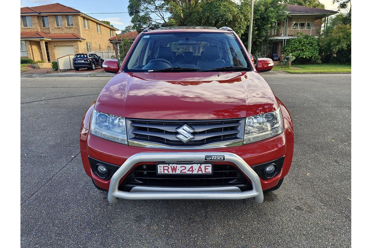2012 Suzuki Grand Vitara Prestige JB