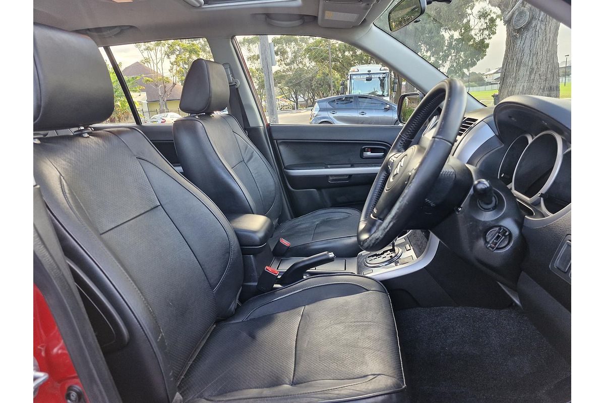 2012 Suzuki Grand Vitara Prestige JB