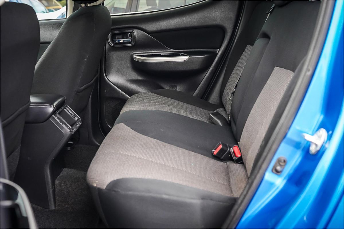 2020 Mitsubishi Triton GLS MR 4X4