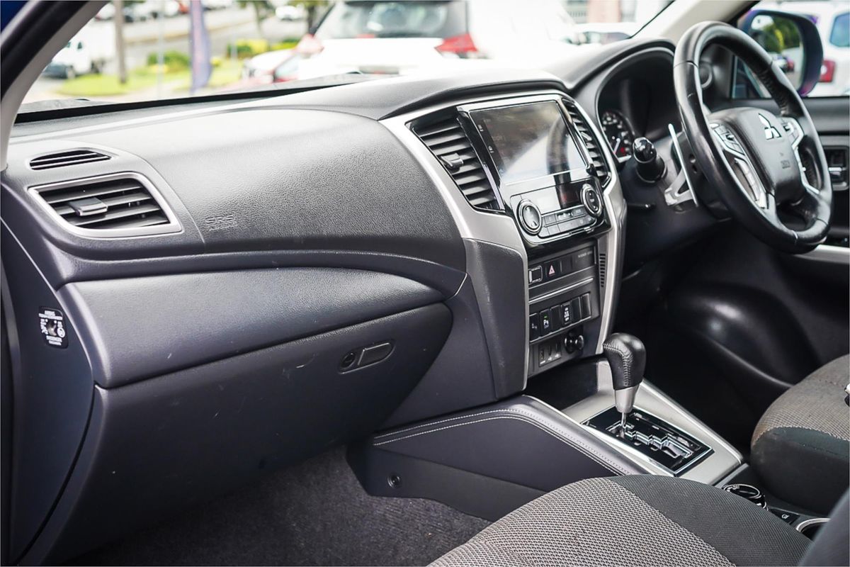 2020 Mitsubishi Triton GLS MR 4X4