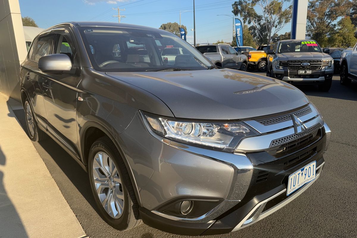 2021 Mitsubishi Outlander ES ZL