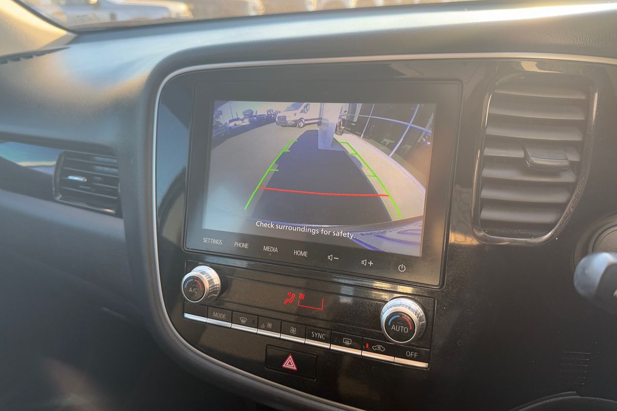 2021 Mitsubishi Outlander ES ZL