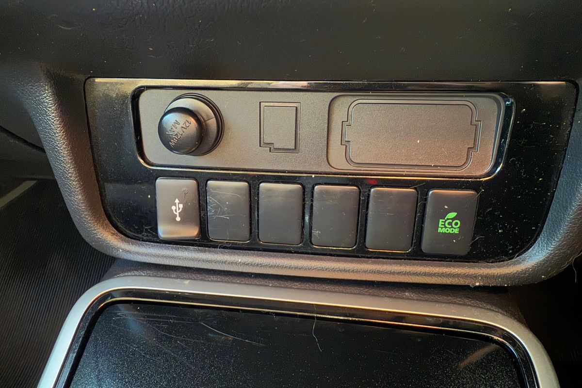 2021 Mitsubishi Outlander ES ZL