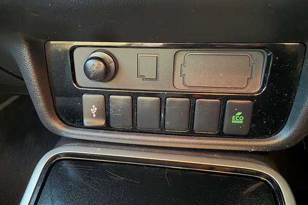 2021 Mitsubishi Outlander ES ZL
